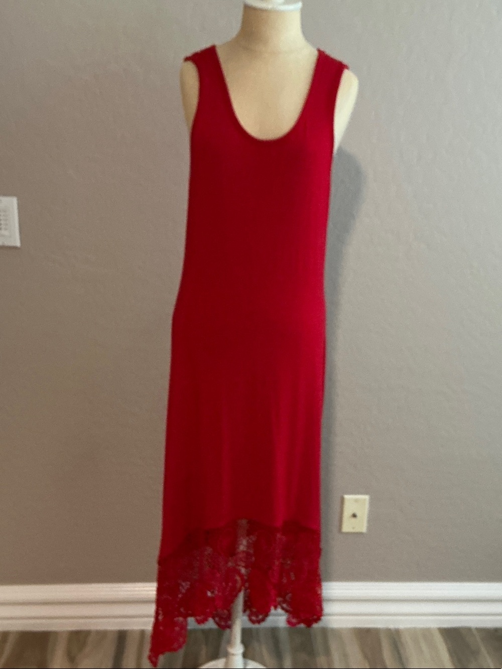 Sleeveless Red Midi Dress with Lace Hem